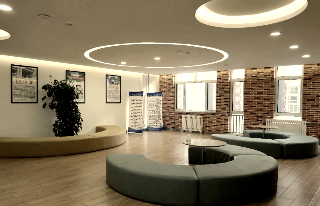 博盛中学诚聘高中教师,提供优厚待遇与发展机会