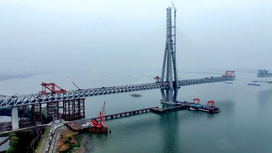 常泰长江大桥进入合龙冲刺阶段