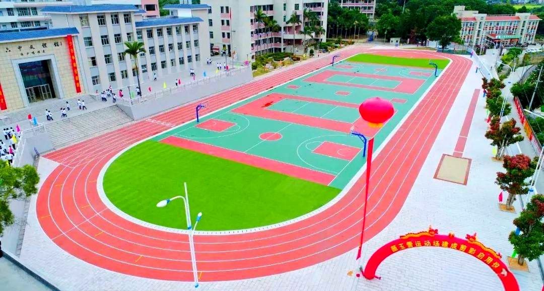 永春六中返校复课:党员先锋助力温暖开学季