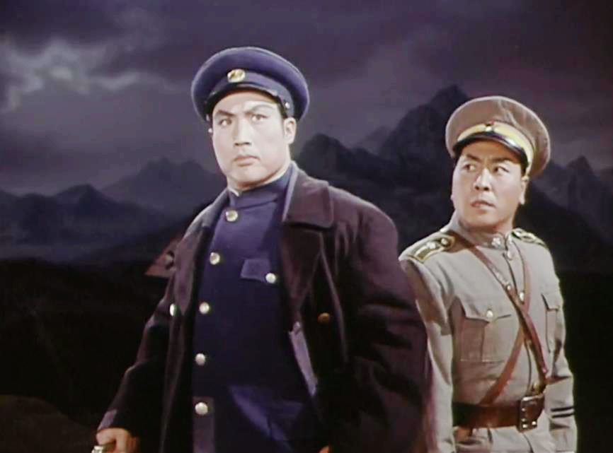 现代京剧《红灯记》扮演王连举,字正腔圆,也曾演过李玉和洪常青