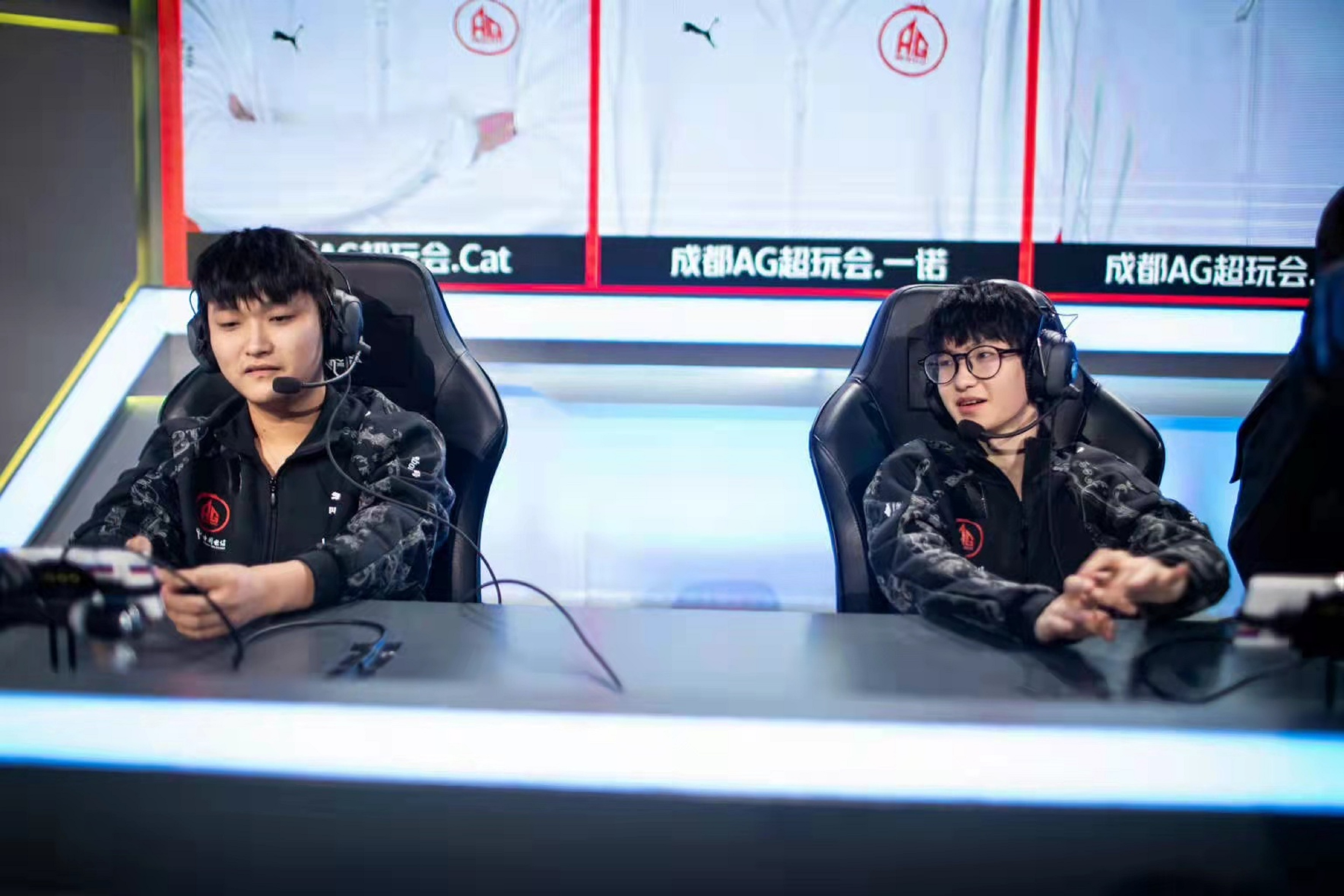 阿泰给ag队员评级:久诚ss级,初晨s级,最差的是一诺,只有a级!