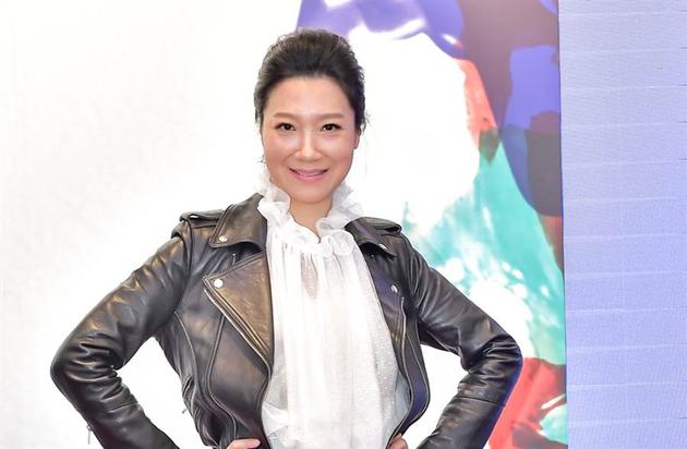 55岁曲家瑞曝不婚原因 坦言要忍受许多嘲讽