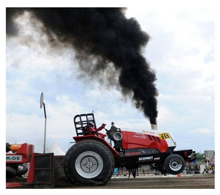 柴油发动机猛加油门冒黑烟