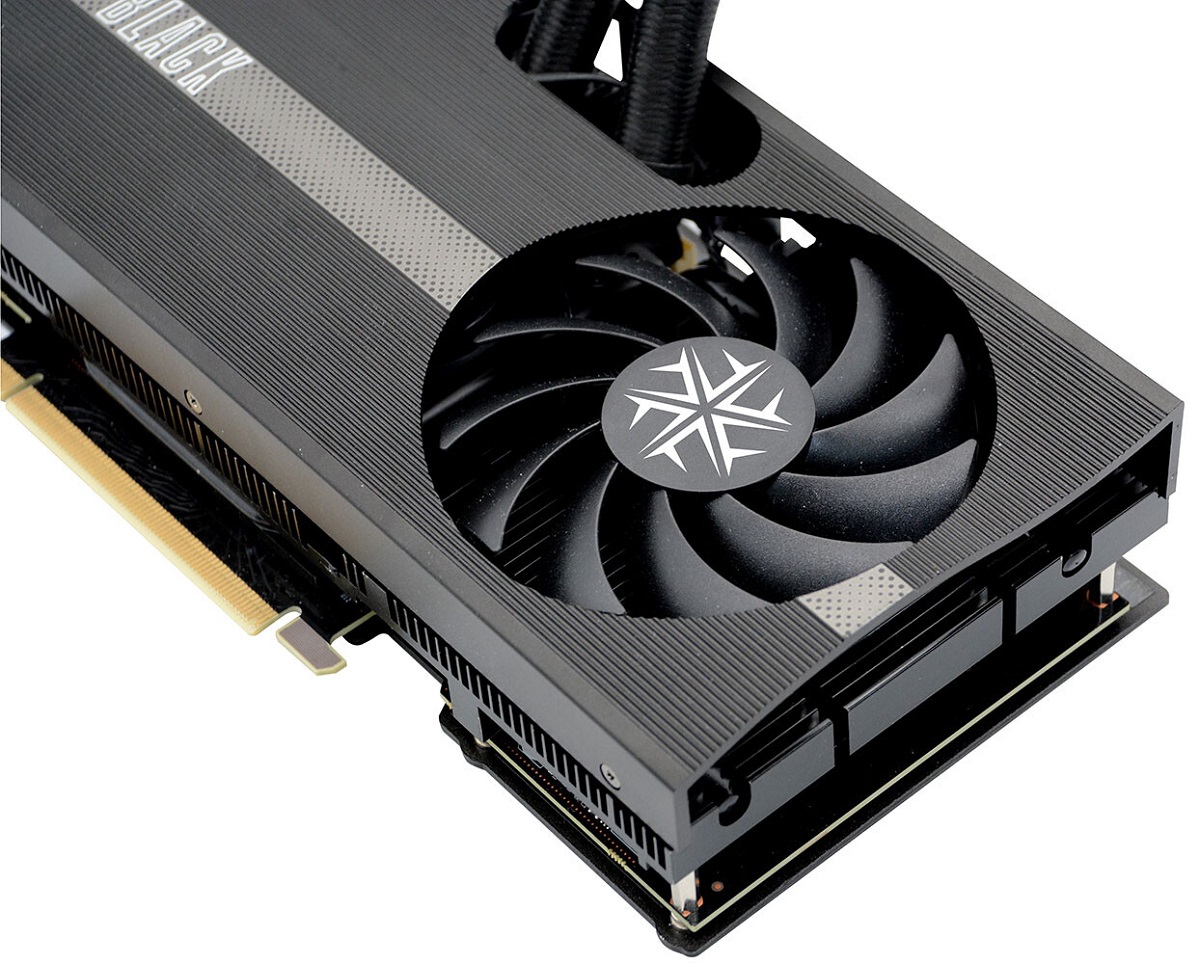 映众推出混合散热的geforce rtx 3080/rtx 3080 ti显卡,采用全黑涂装