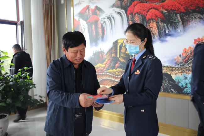 「极光新闻」黑河市税务局:聚心合力送"春风"纾困解难助发展