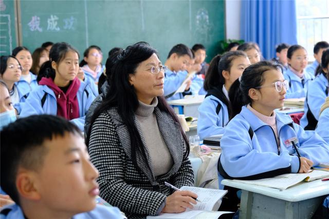 富源县第六中学新教师齐上汇报课
