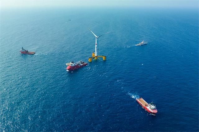 青岛制造!我国首座深远海浮式风电平台"海油观澜号"完成海上安装