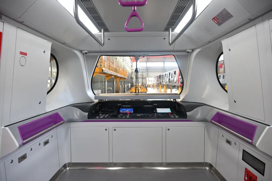 首列自动驾驶电客车来了!厦门地铁上新