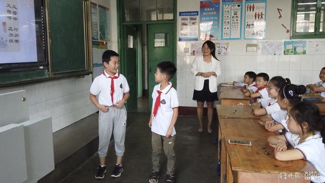 助力"开学第一课",曲阜市实验小学传统文化润孩子心田
