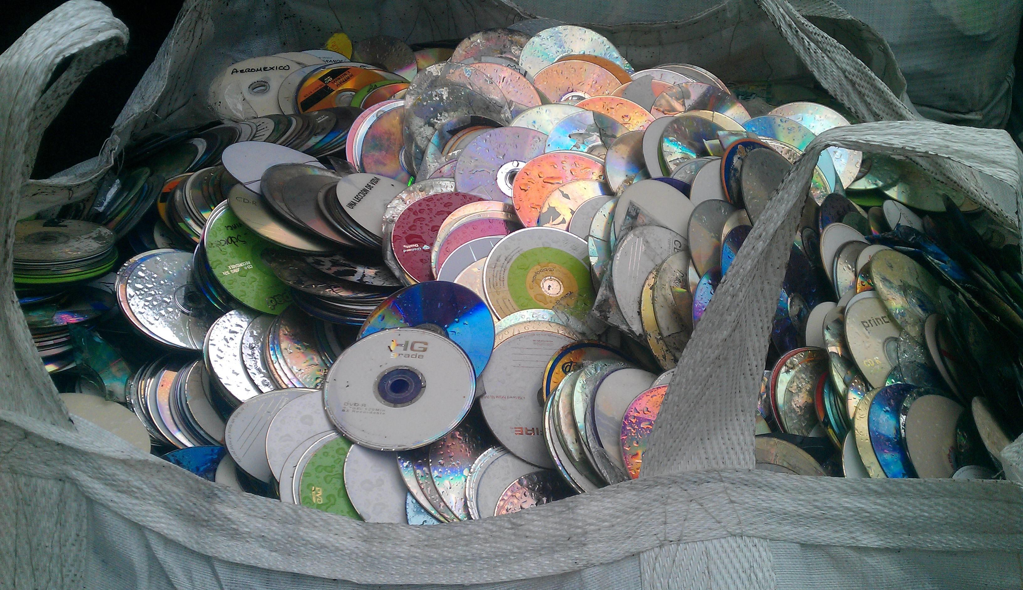 现在仍然有人回收dvd旧光盘,为什么?废旧光盘究竟有什么价值?