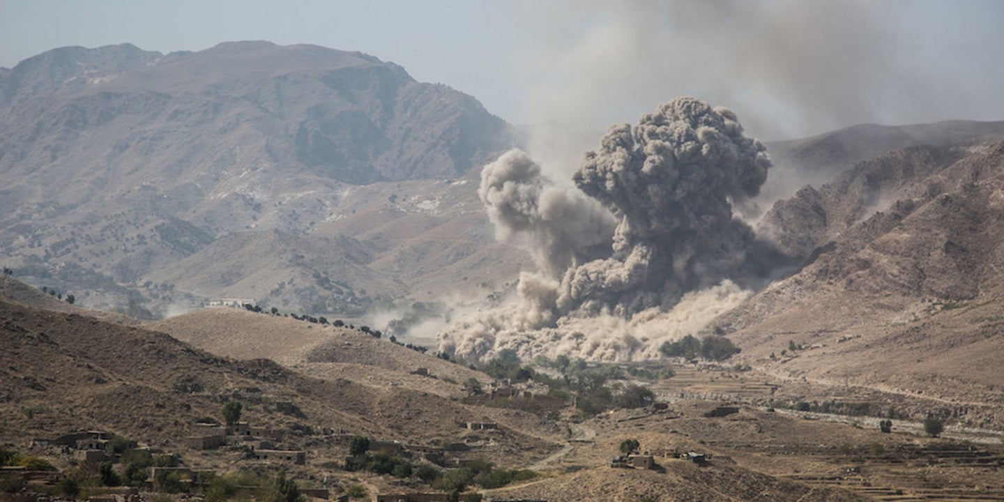 被美国空袭激怒!塔利班指挥官:攻势重点已转向阿富汗省会城市