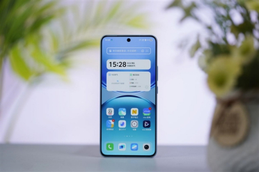 8200mAh双灭霸手机！vivo Y500图赏