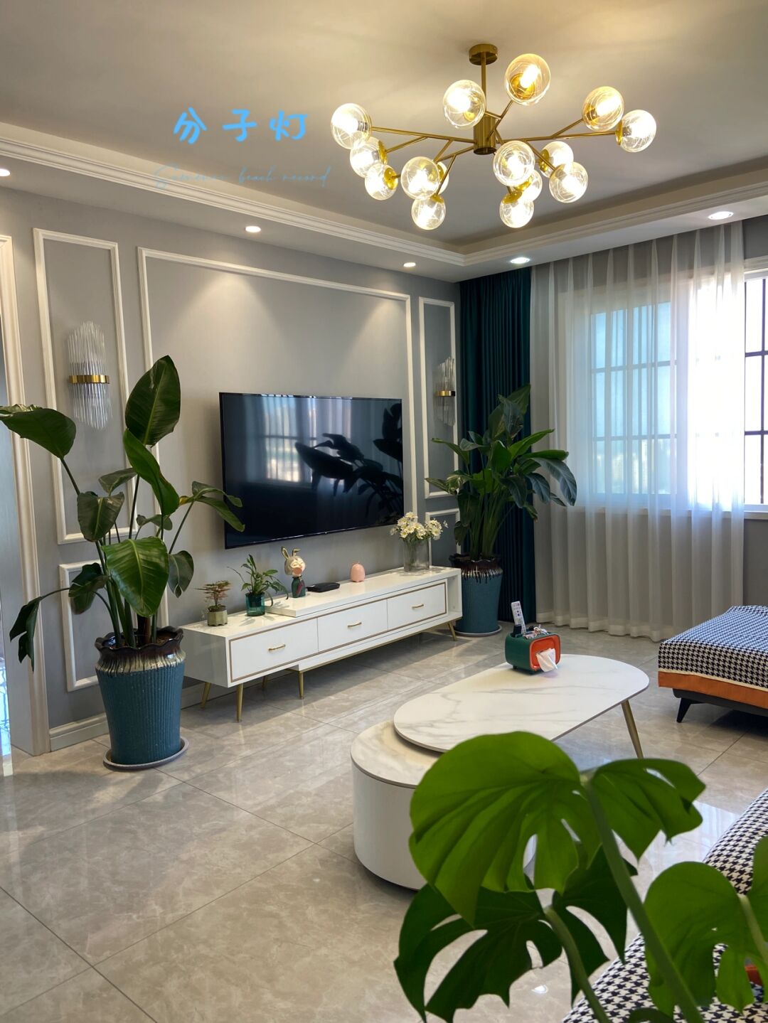 学她家装修北欧轻奢风格,效果很漂亮,网红款电视墙太喜欢了!