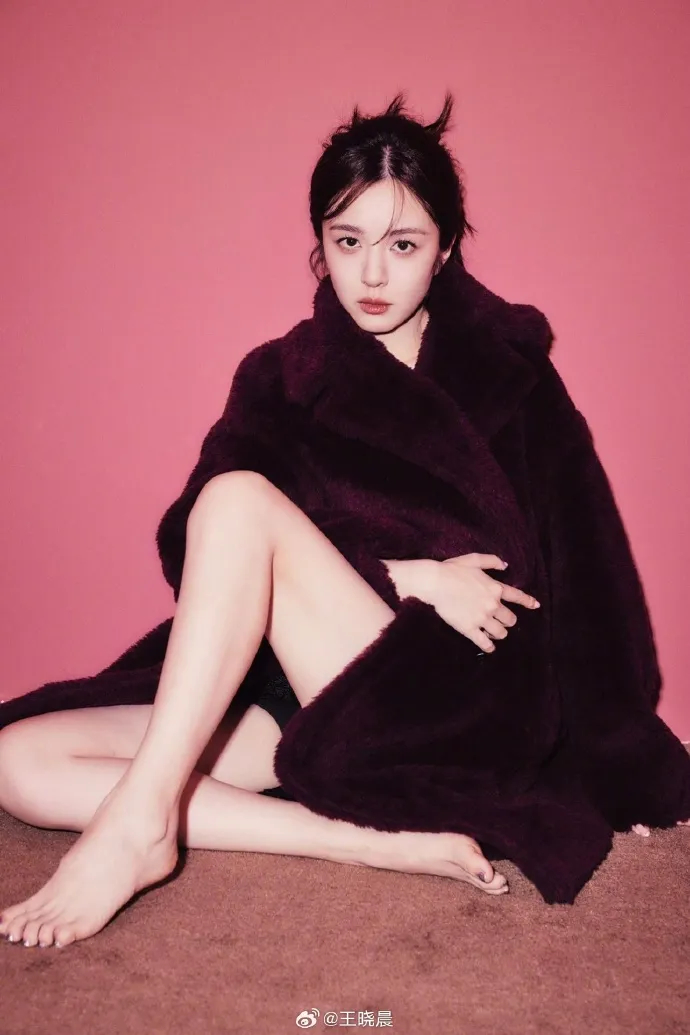 王晓晨疑似回应和俞灏明结婚传闻：“我头昏了，大家开心就好”