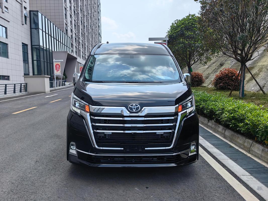 丰田7座商务车20万左右哪款车型性价比更高?