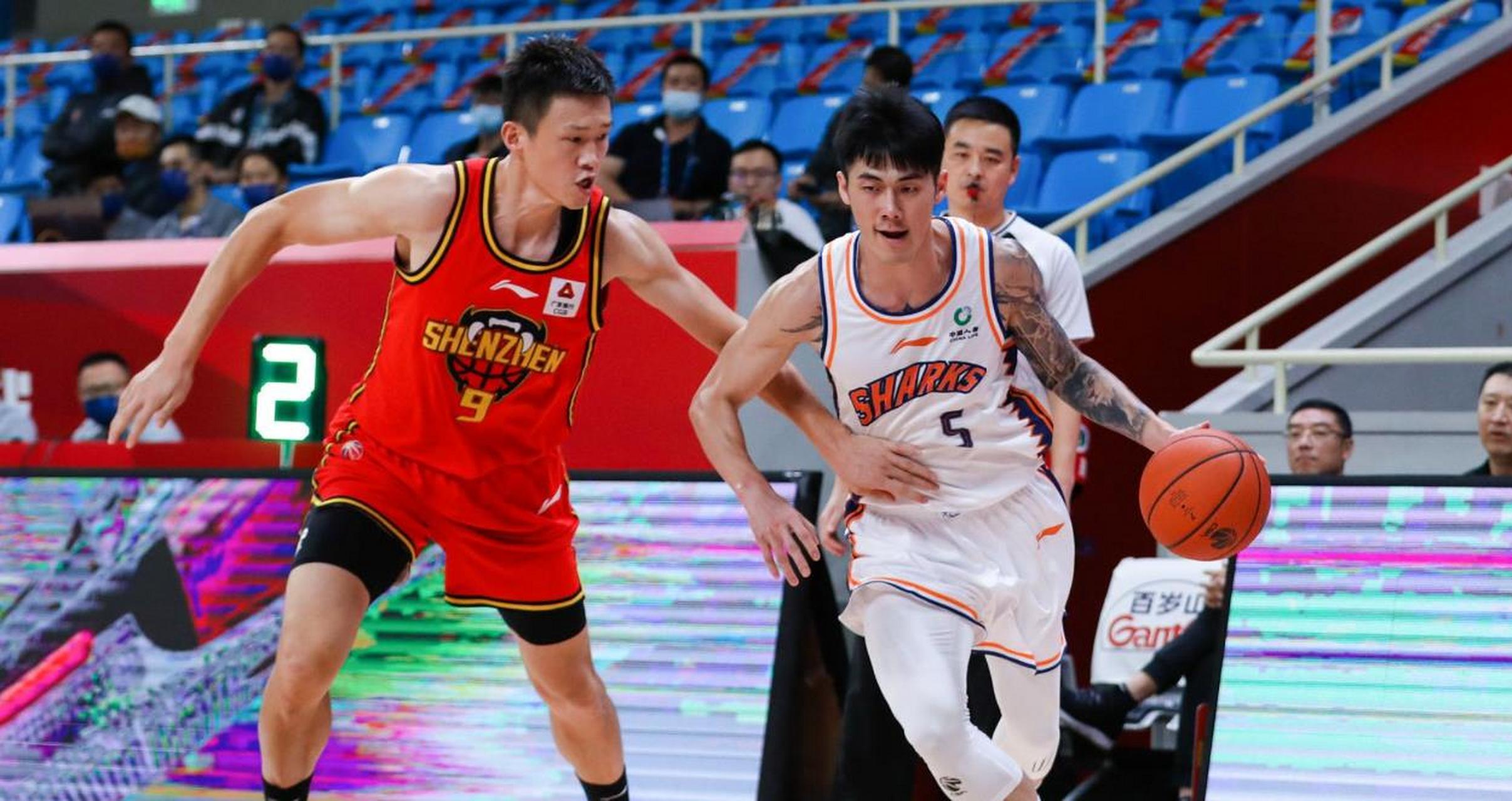 随着周鹏如今年纪越来越大,争冠的道路也是越走越远.