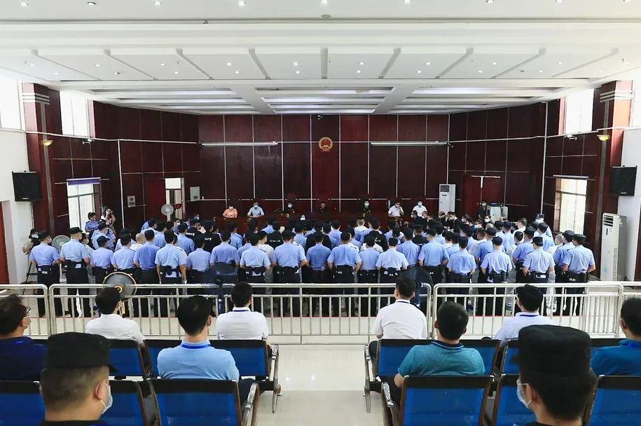 永州公安侦办的欧阳江彪等黑社会性质组织案一审公开宣判 三人被判处