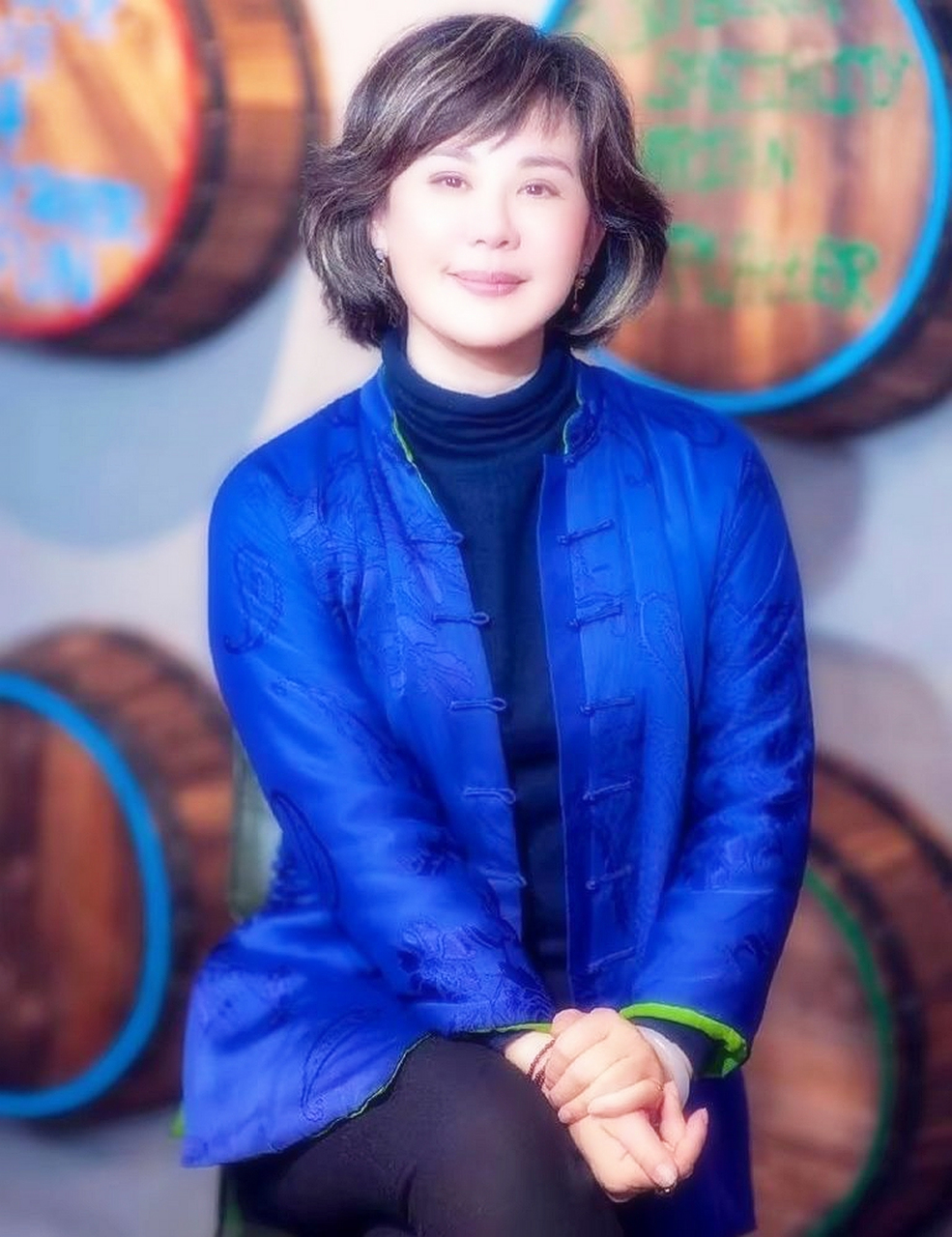 电影女主角《牧马人》丛珊已经60岁了,头发花白,从容貌上已经看不出