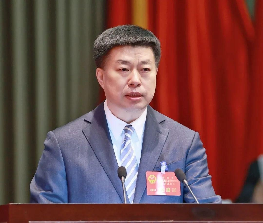 「青年关注」鸡西市十五届人大六次会议隆重开幕!