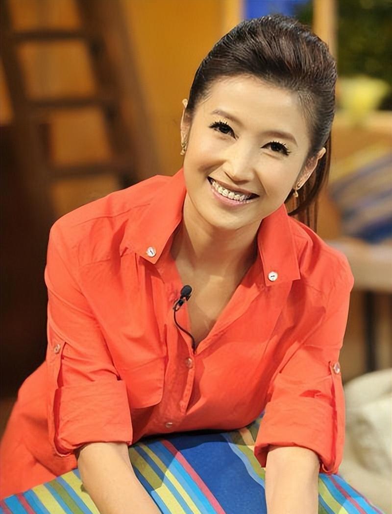 春妮:惊人婚姻轨迹,从蒋虎到郭德纲,最终央视名嘴!