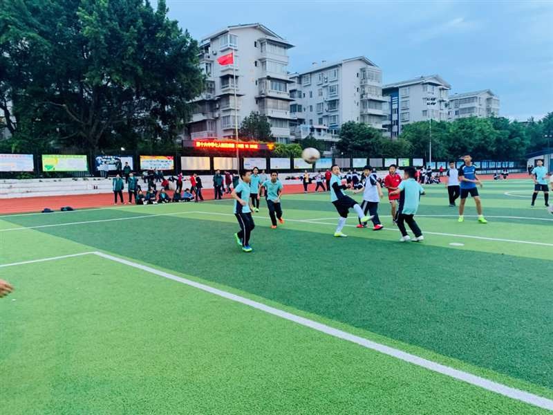 桂林市第十六中学开展丰富多彩课后体育活动,助力落实"双减"政策