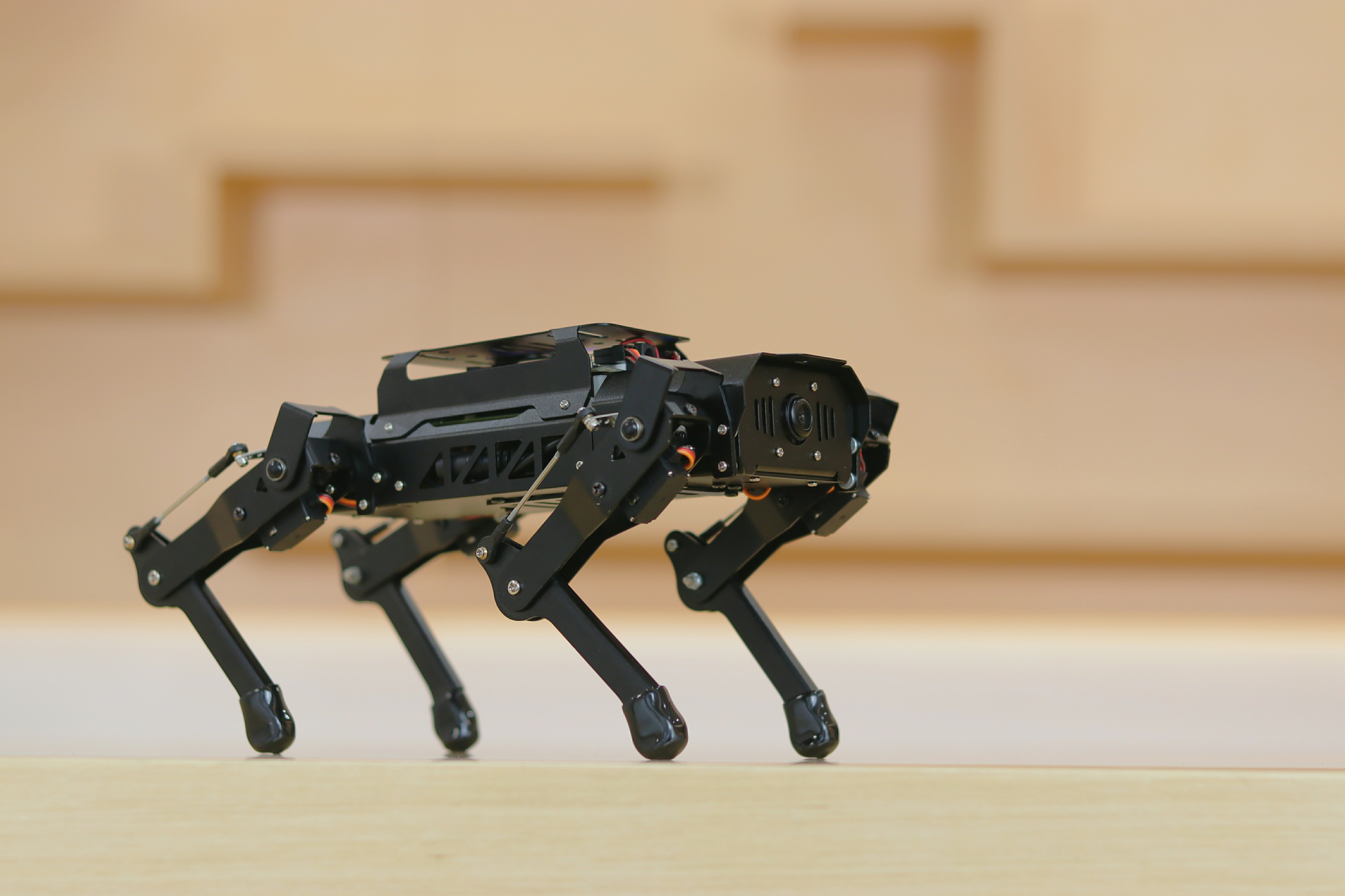 幻尔科技发布桌面级ros机器狗puppypi