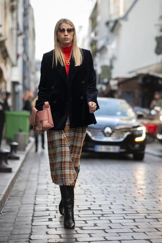 显高显瘦还百搭没人会拒绝直筒裙吧