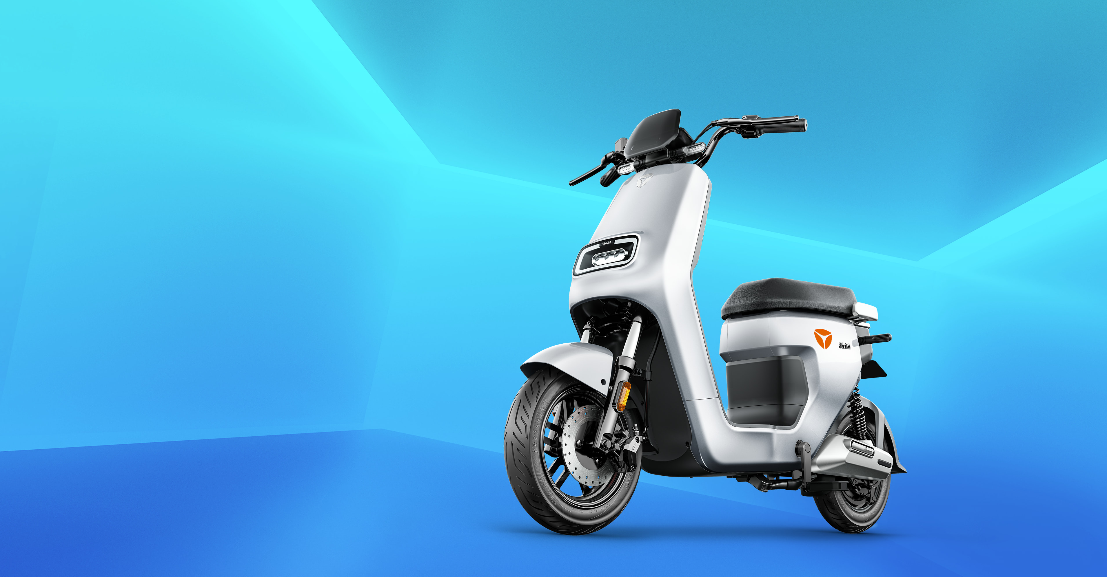 雅迪电动车报警器一直响怎么解除