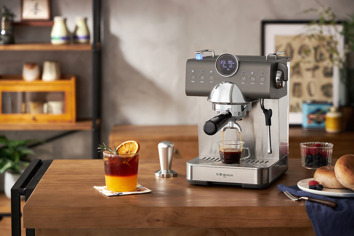 1分钟新鲜冷萃,畅饮新风味,东菱冷萃咖啡机新品首发