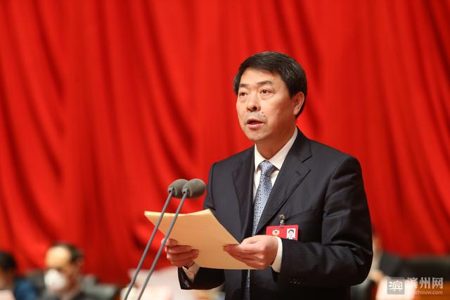 范连生在市政协十二届二次会议闭幕会议上的主持讲话