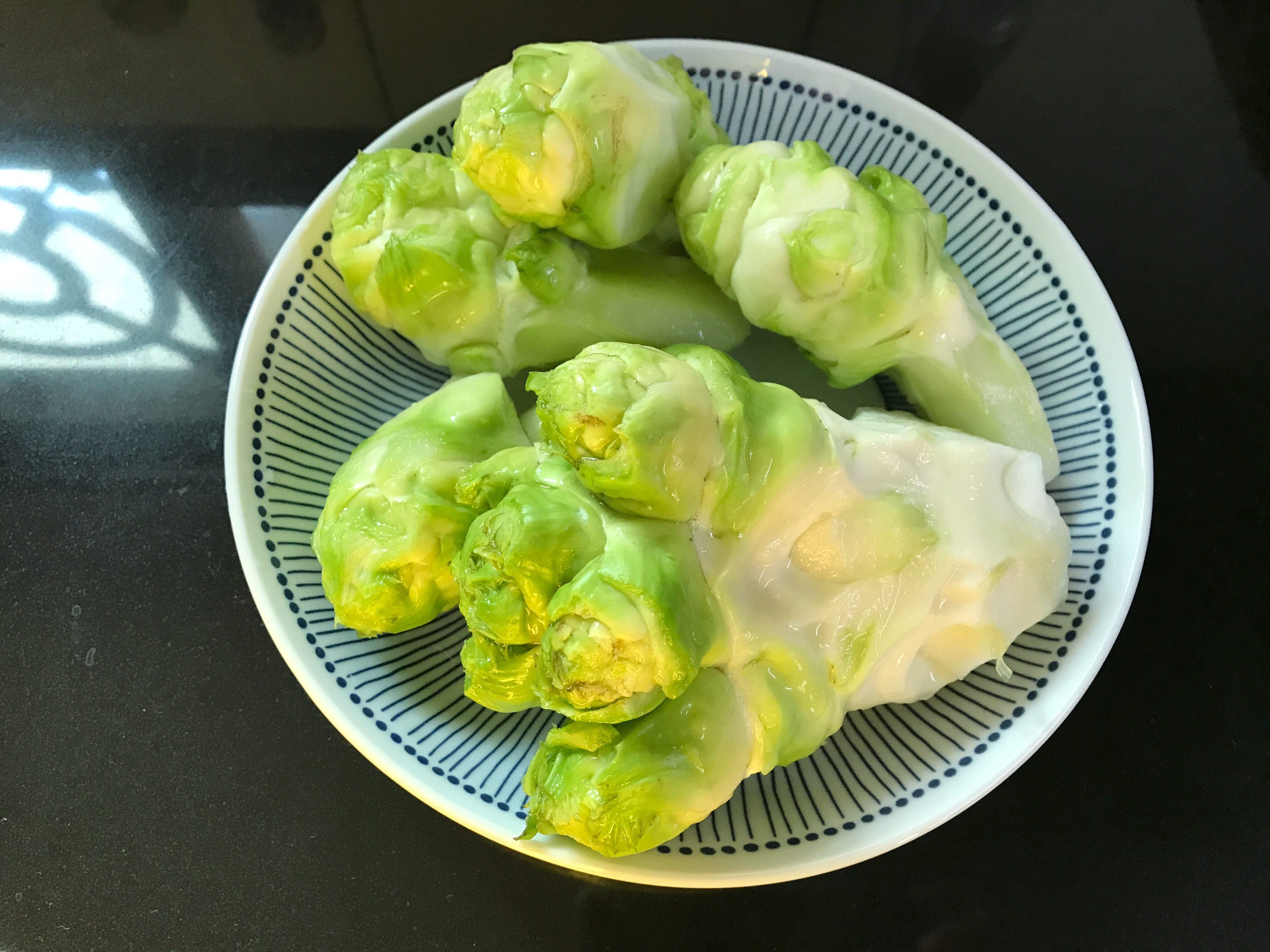 这菜北方人不吃,南方人一买就是10斤,切片加料一拌,爽口又开胃