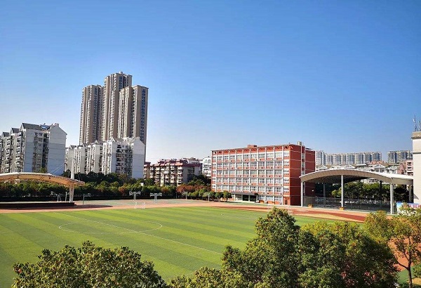 武汉江汉区最好的1所中学,毗邻汉口火车站,撒贝宁曾在此就读