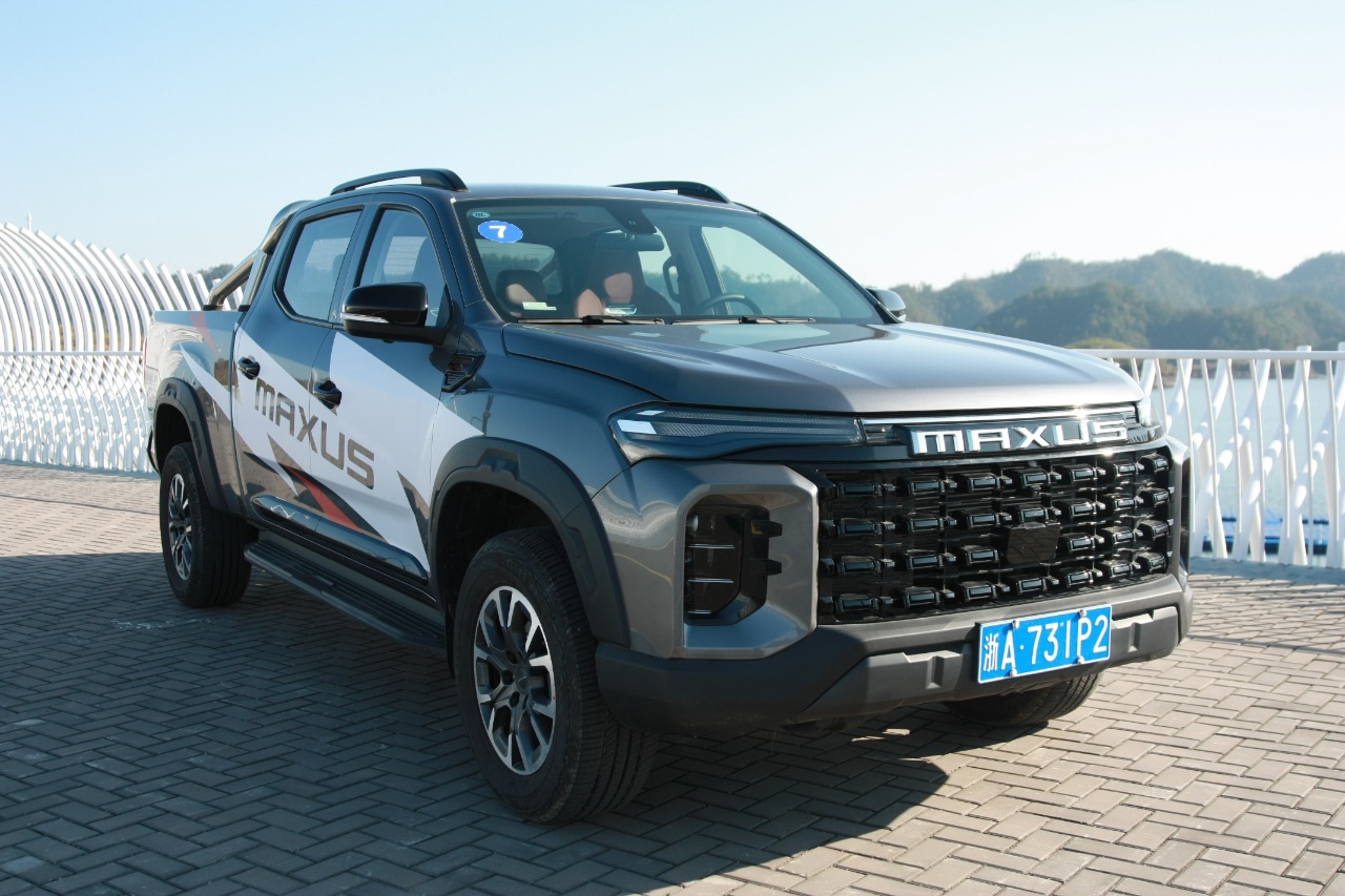 性能出众 驾乘舒适 体验上汽大通皮卡星际h