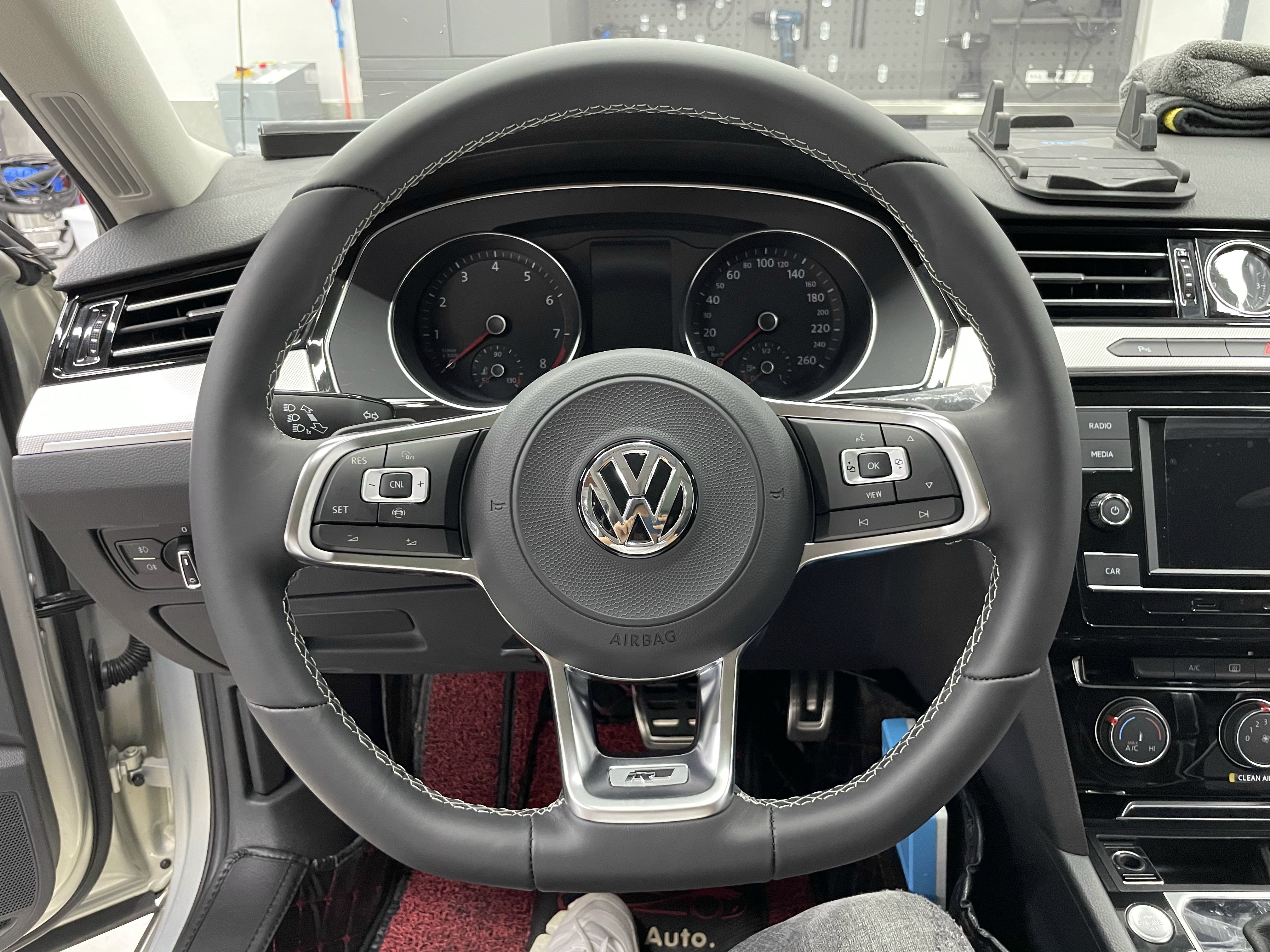 迈腾车换完平面轴承以后感觉方向盘有点沉是怎么回事