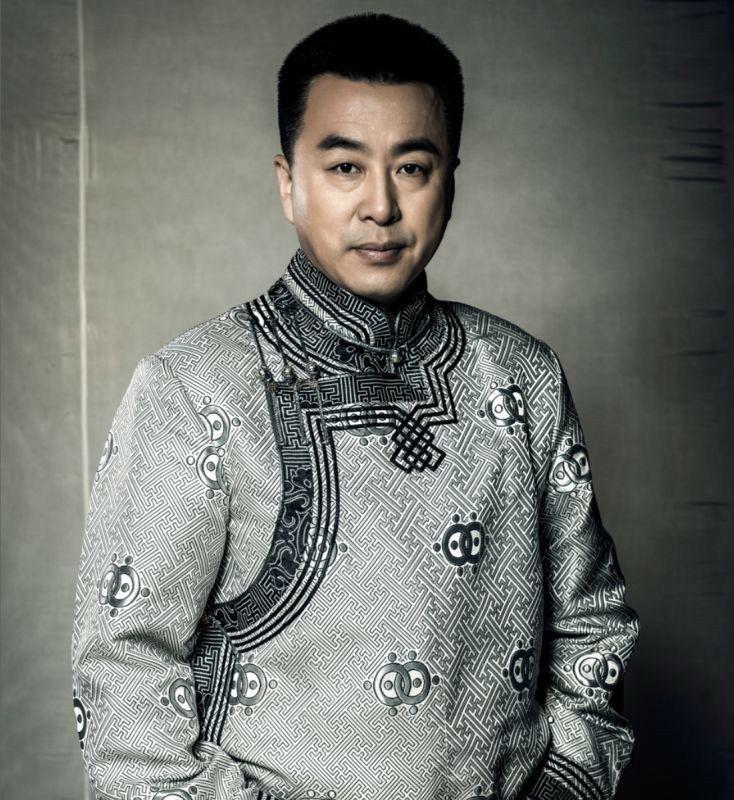 著名新闻主播纳森:一路奋斗到央视,娶普通妻子也幸福