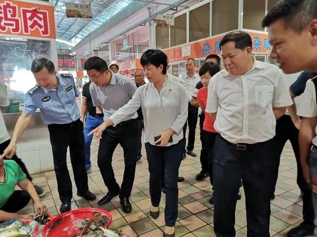 曾湘澜同志带队赴挂钩点督查创文工作