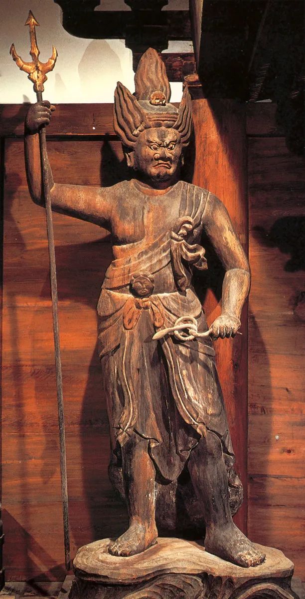 罕见的木造深沙大将立像