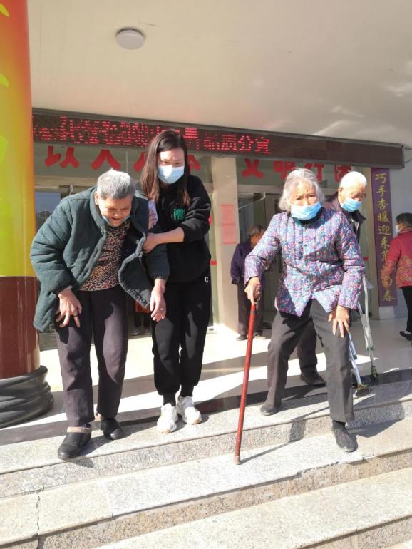 最美渝钤村嫂 | (九) 俯身为民注真情   躬身实干谋幸福