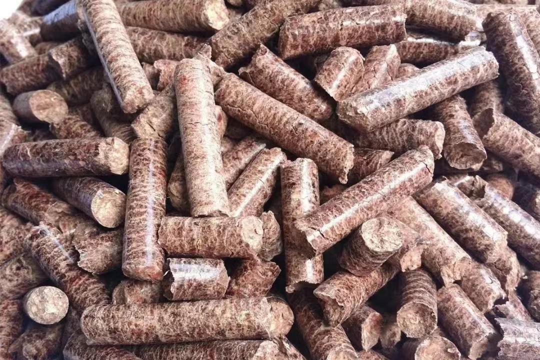 变废为宝!废旧垃圾制成燃料棒,看看工业垃圾rdf资源化解决方案