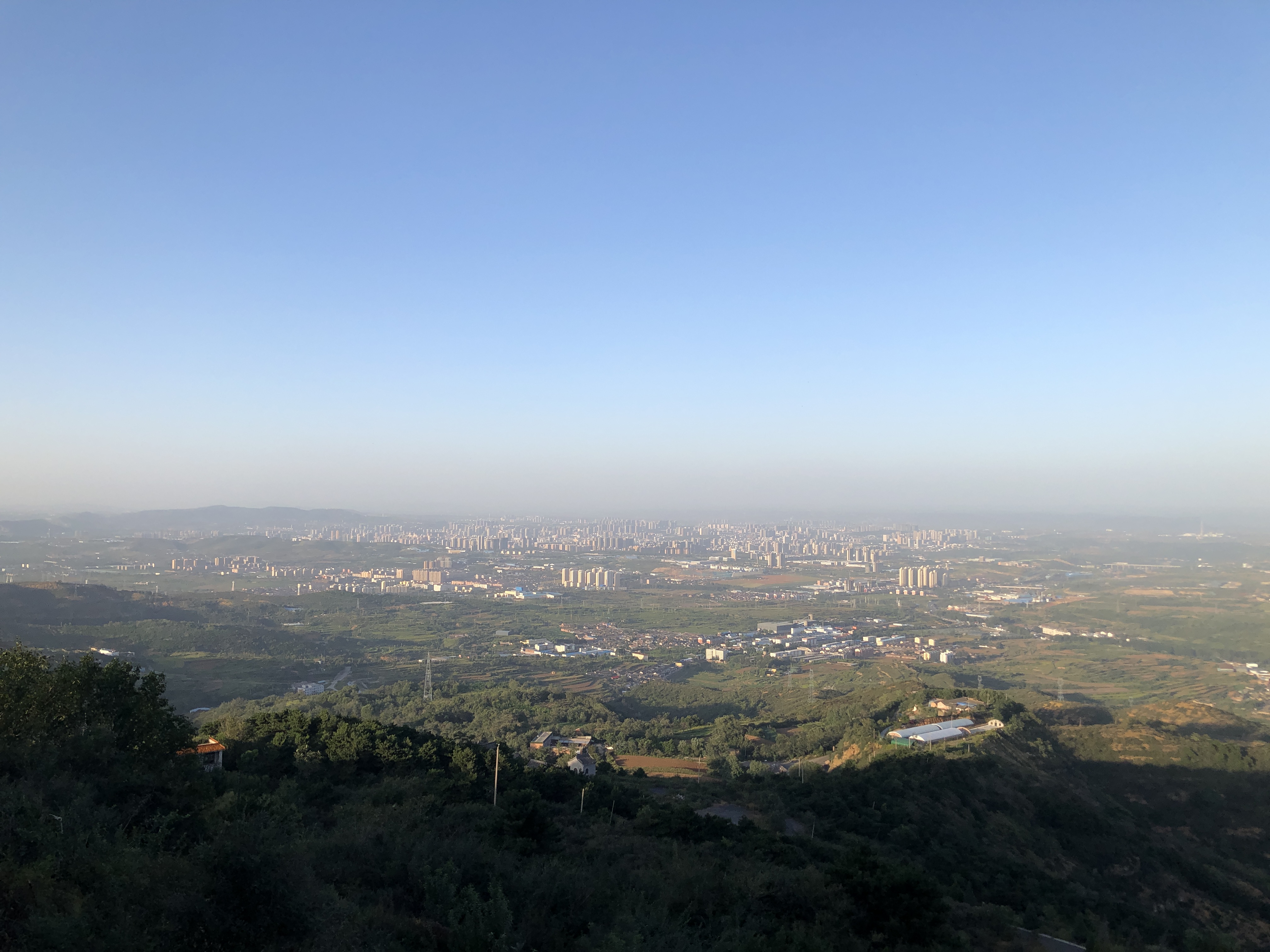 风光秀丽的晋普山,晋城古泽州四大名景"松林积雪"位于此处