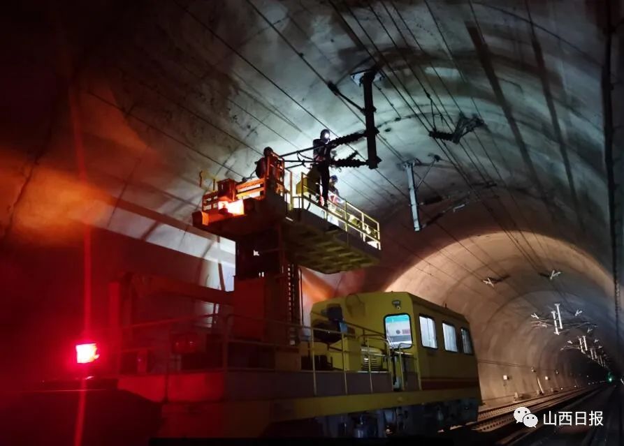 晋煤外运重要通道瓦日铁路秋季集中修开始