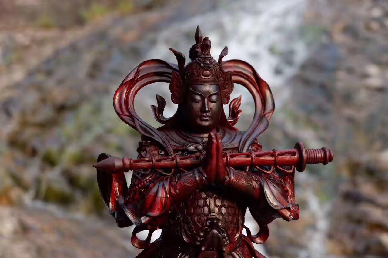 韦驮菩萨三种动作,暗示寺院三种状态,云游挂单的僧人最在意