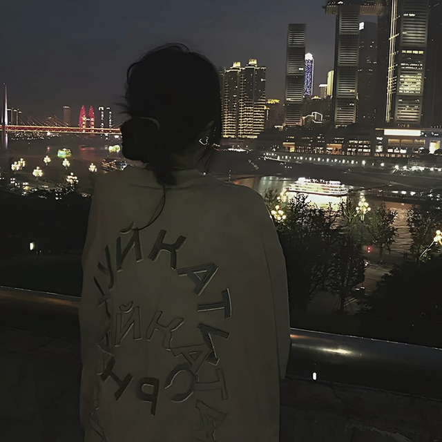 伤感头像:朦胧感丧系伤感女生头像