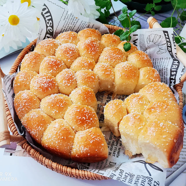 酸奶珍珠小面包,松软香甜,美味早餐包