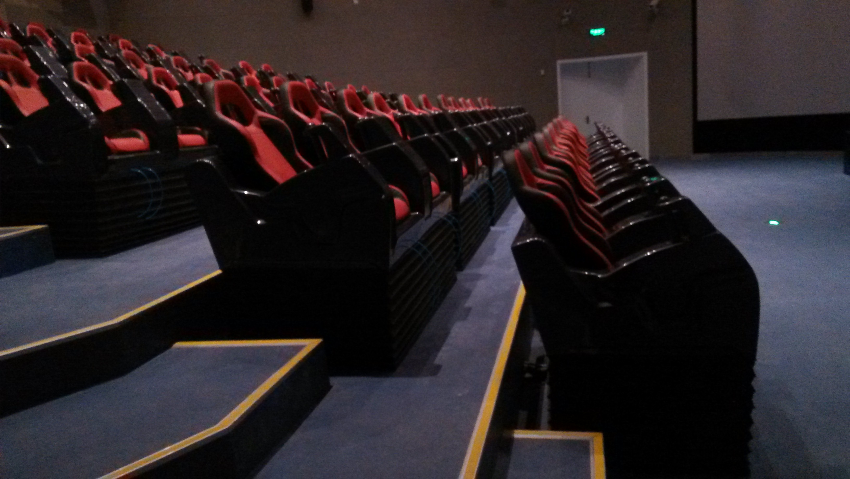 4d动感影院设备多少钱