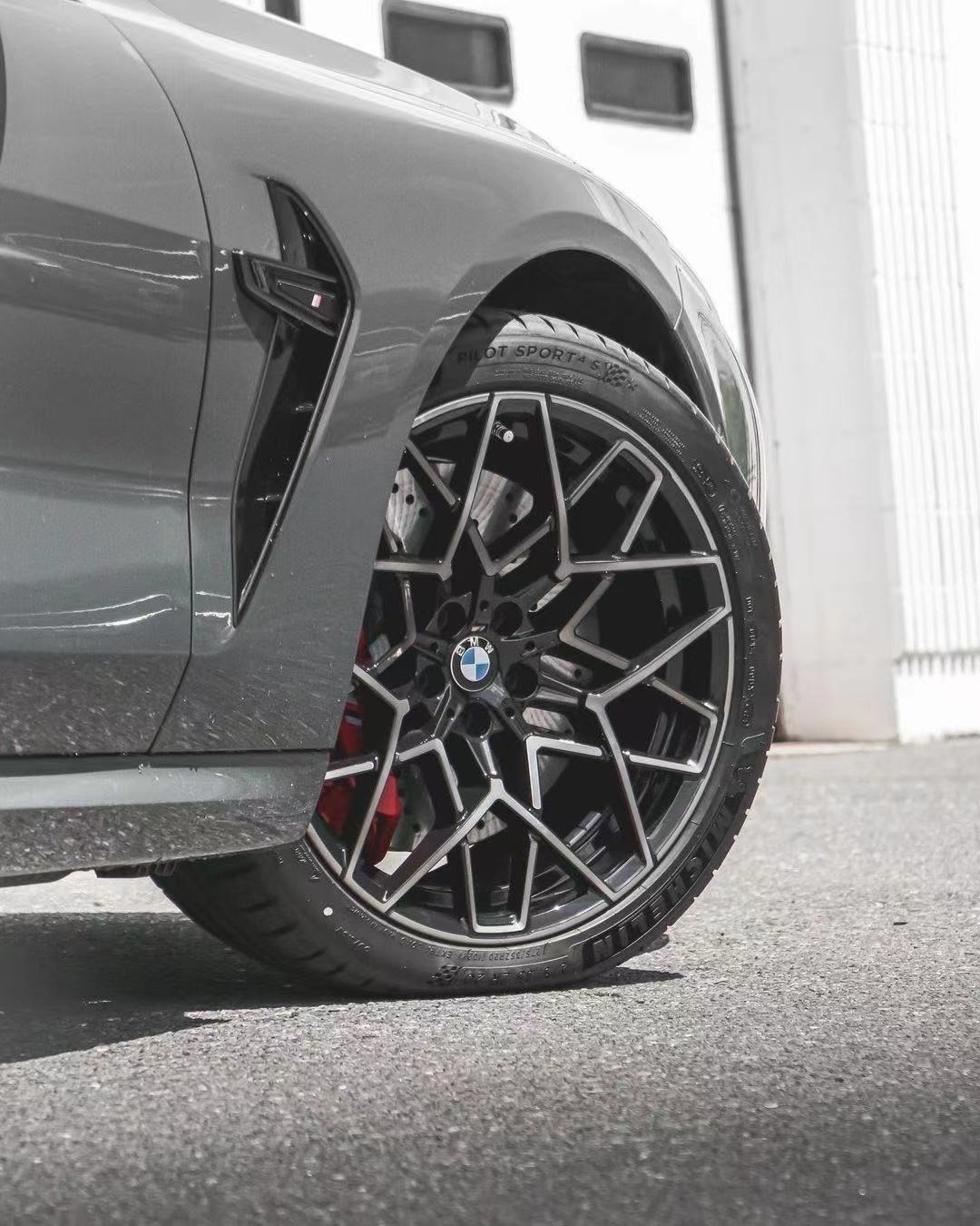 宝马卡慕斯改色膜pet碧玺灰(甄选版),超爱的酷灰色