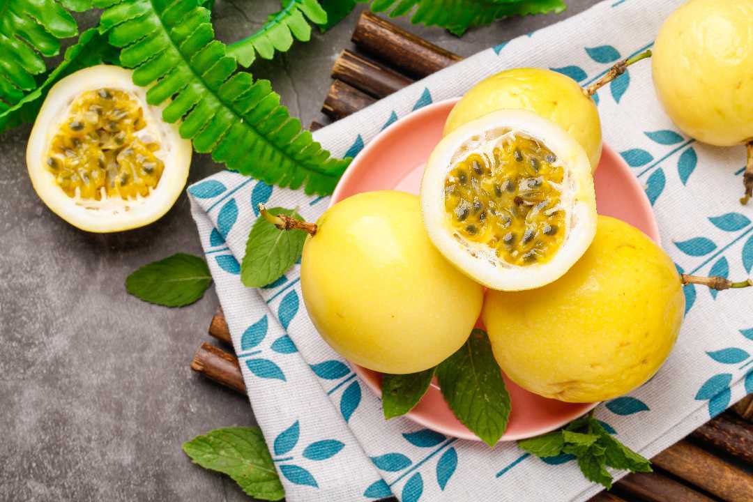 子宫"偏爱"这四大水果,女生常吃气色好,搭配一项运动会更棒