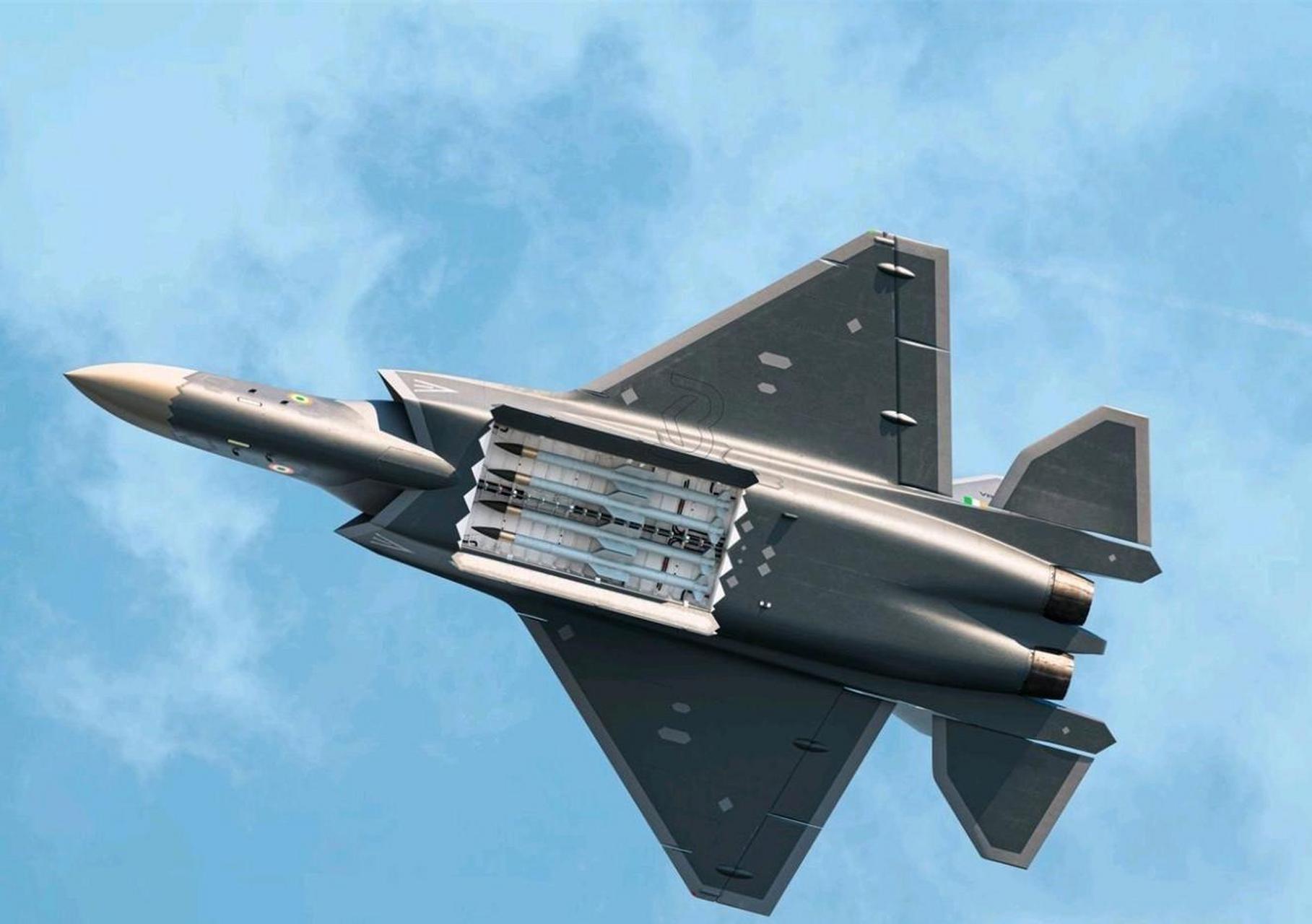 目前在fc-31战斗机基础上,已经有了几个改型型号,最快的话,其中个别