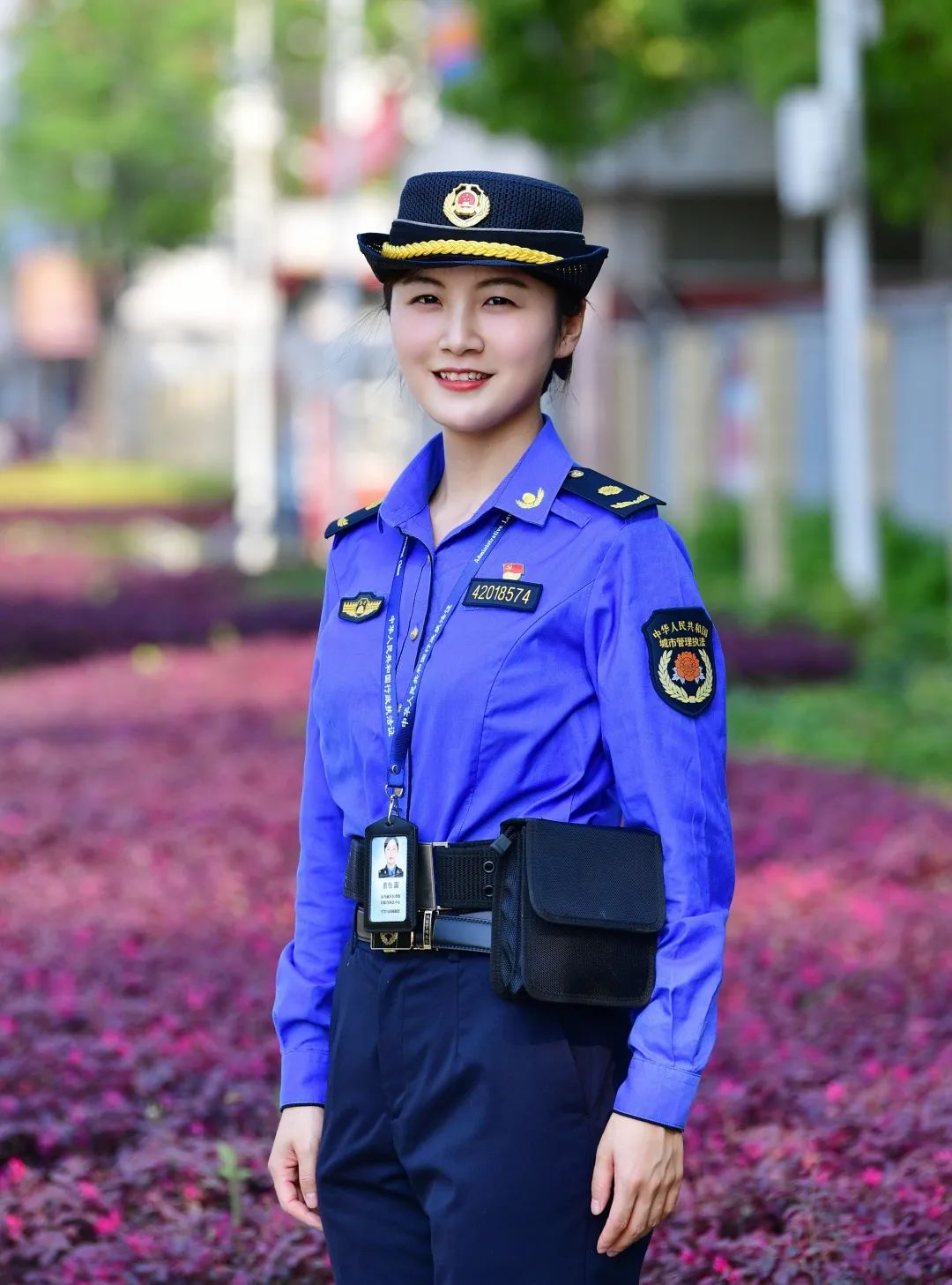 致敬临空港"她"力量90 | 董怡:以青春之我,续写城管新篇