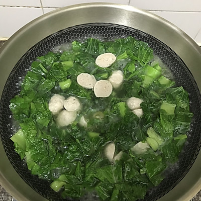 自从学会芥菜肉丸汤,家里就我掌勺了